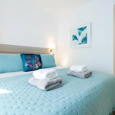 Апартаменти Naranjos De *