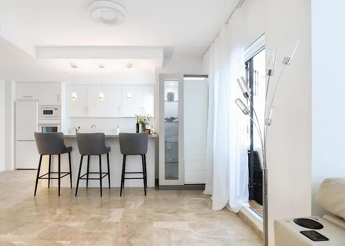 Apartman Naranjos De *